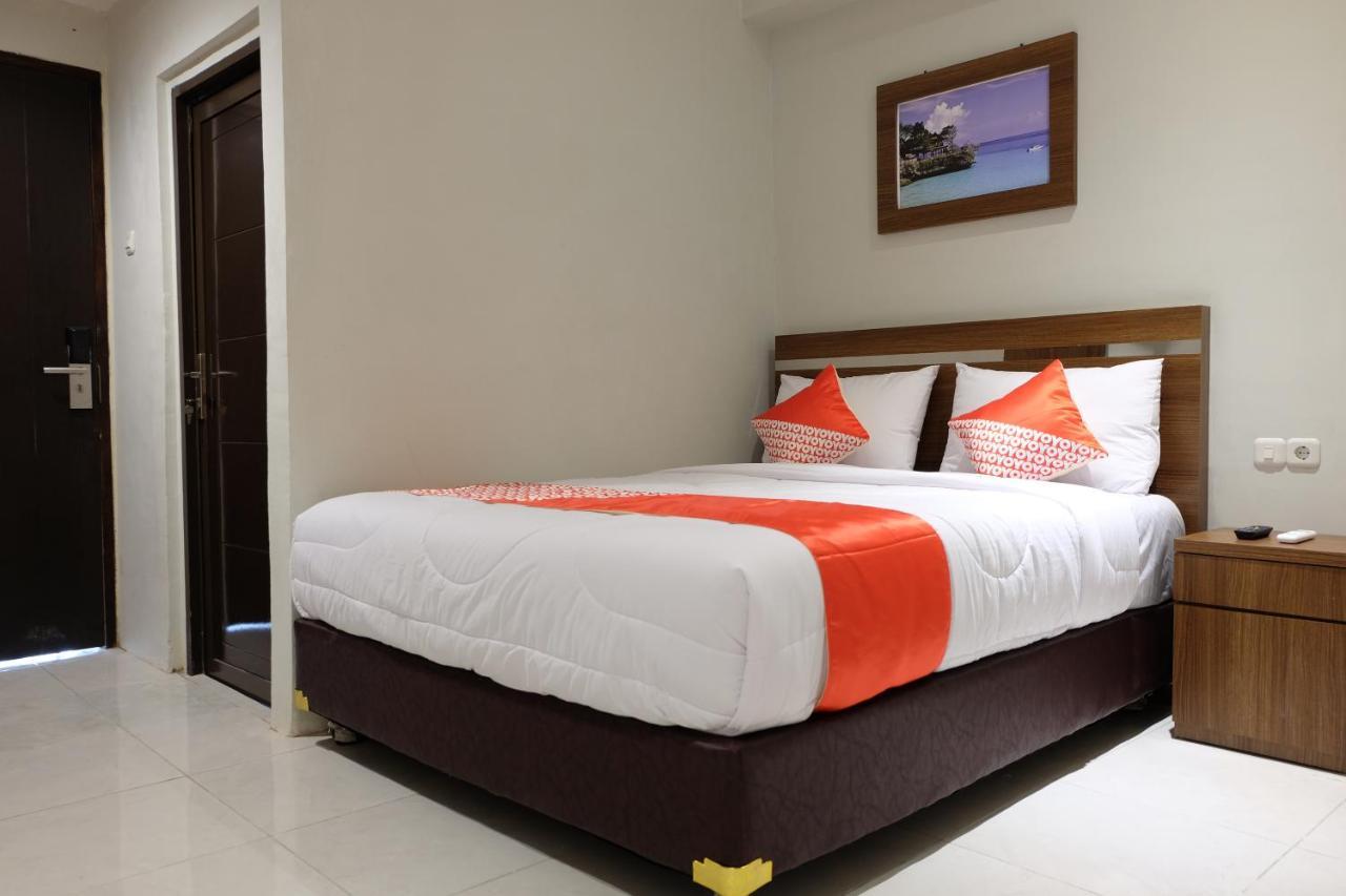 Hotel Super Oyo 2756 Anata Makassar Exterior foto