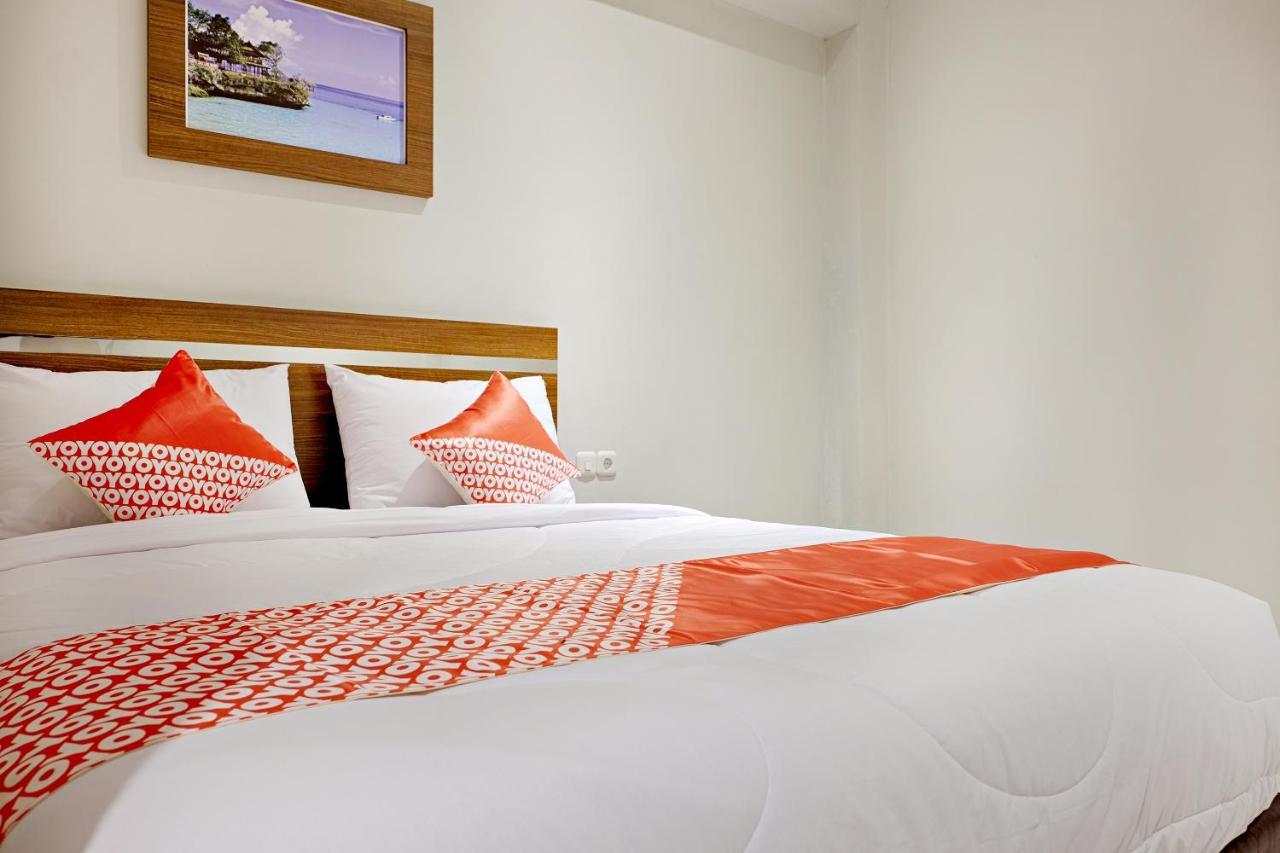 Hotel Super Oyo 2756 Anata Makassar Exterior foto