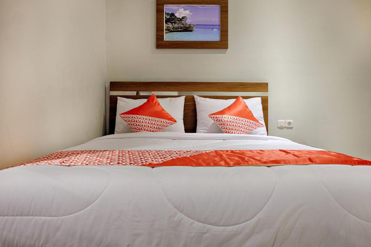Hotel Super Oyo 2756 Anata Makassar Exterior foto